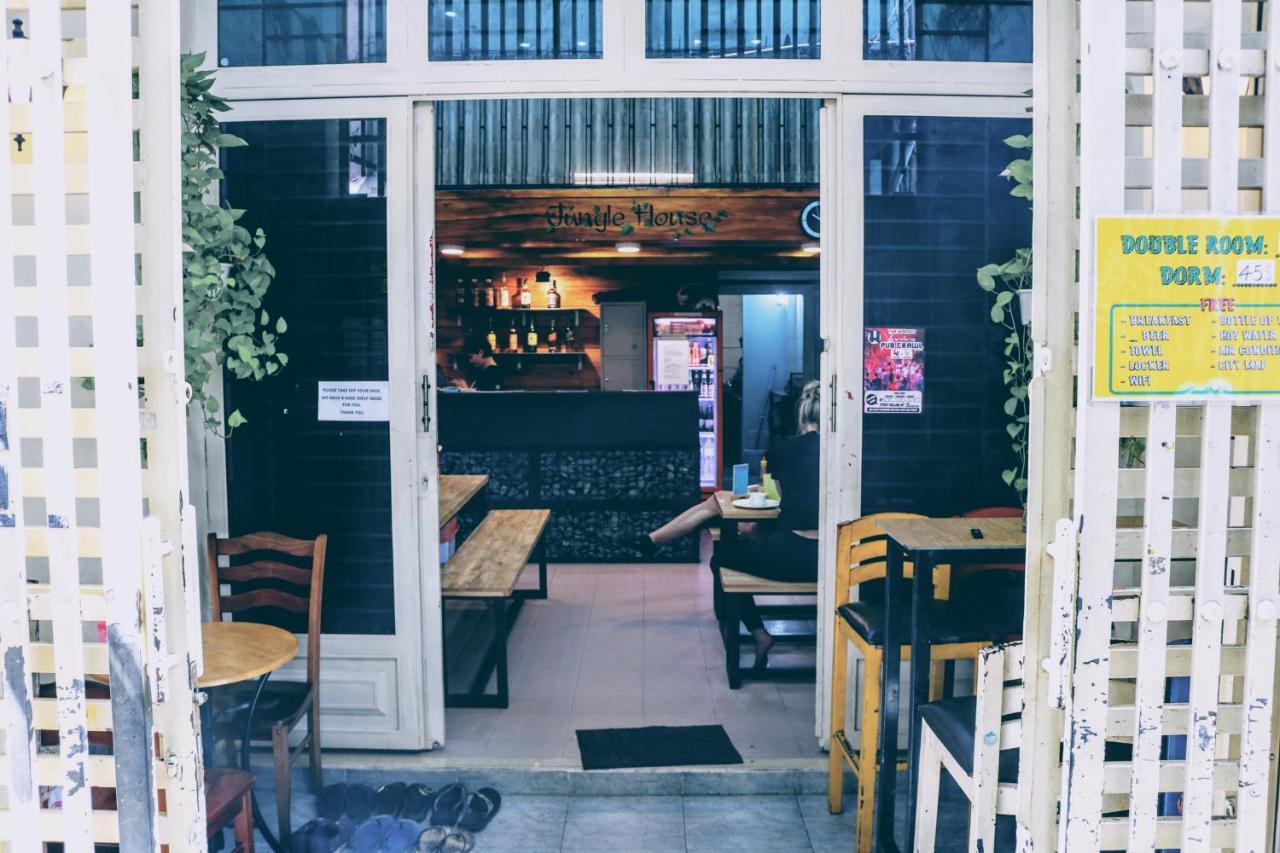 Hostel Jungle House Ho Chi Minh City